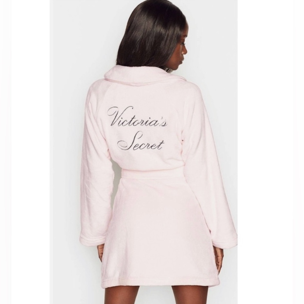 Victoria’s Secret Embroidered Bath Robe
